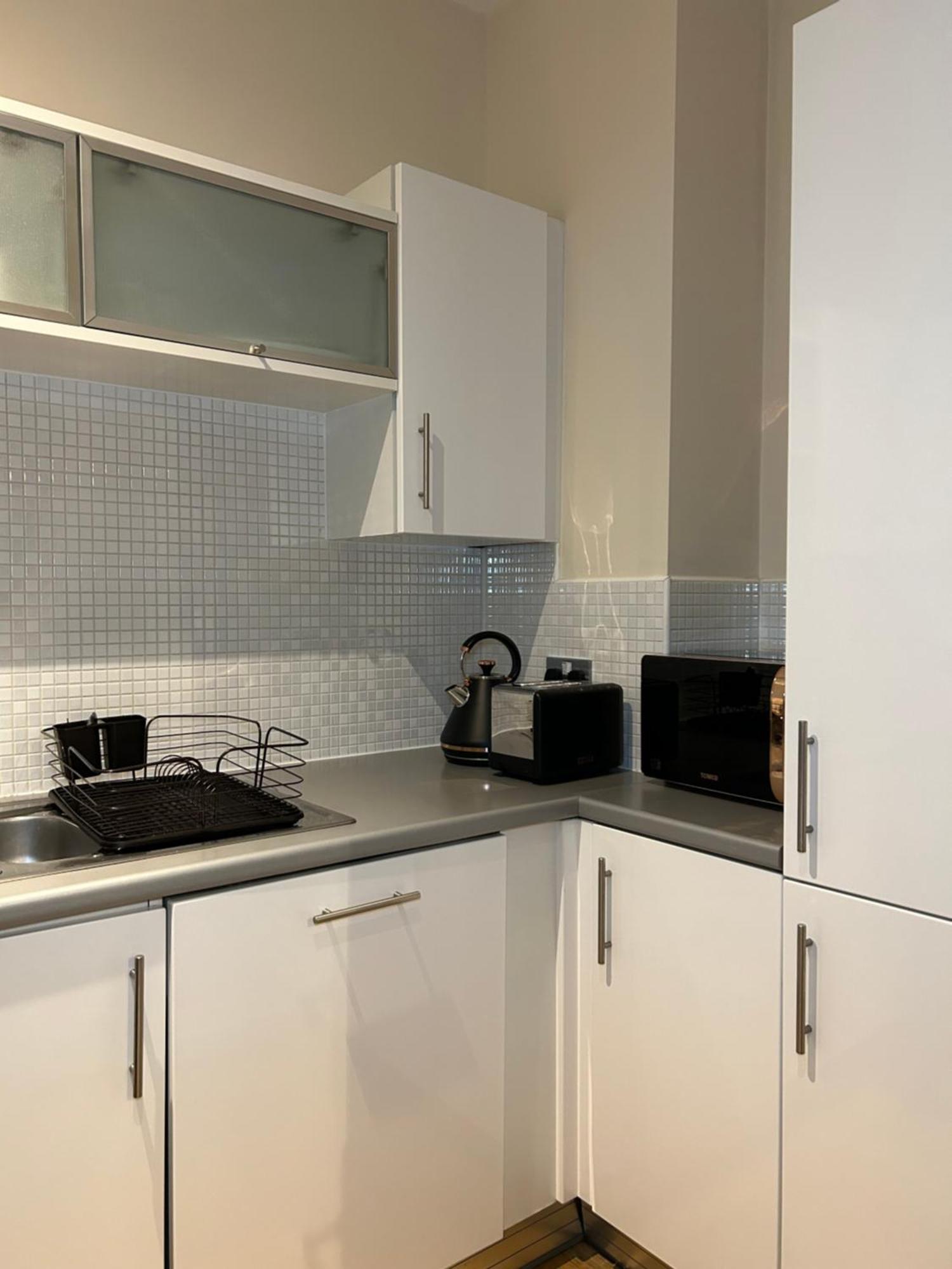 Central Birmingham City Apartment -Smart Tv - Free Parking Onsite Exterior photo